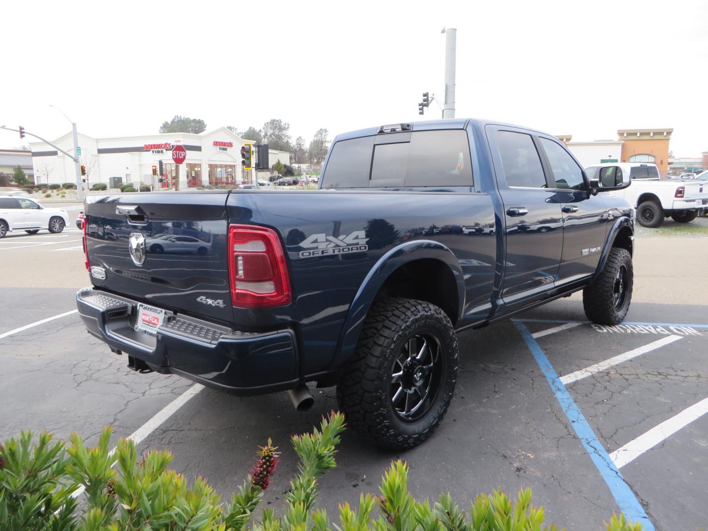 2022 BLUE /BROWN RAM 2500 Limited Longhorn Crew Cab SWB 4WD (3C6UR5GL7NG) with an 6.7L L6 OHV 24V TURBO DIESEL engine, 6A transmission, located at 2630 Grass Valley Highway, Auburn, CA, 95603, (530) 508-5100, 38.937893, -121.095482 - Beautiful Ram Limited Longhorn with a level kit, 20" Fittipaldi wheels, Toyo Open Country RT Trail tires, and a Demco 18K sliding 5th wheel hitch. - Photo#4